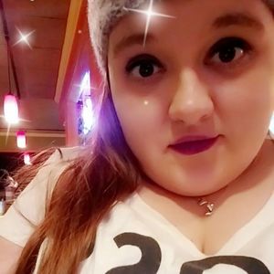 Meet your Posher, Lacey